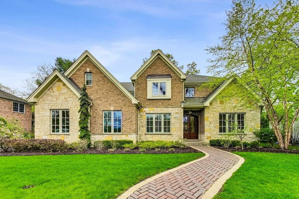1465 Glenview Rd East Glenview
