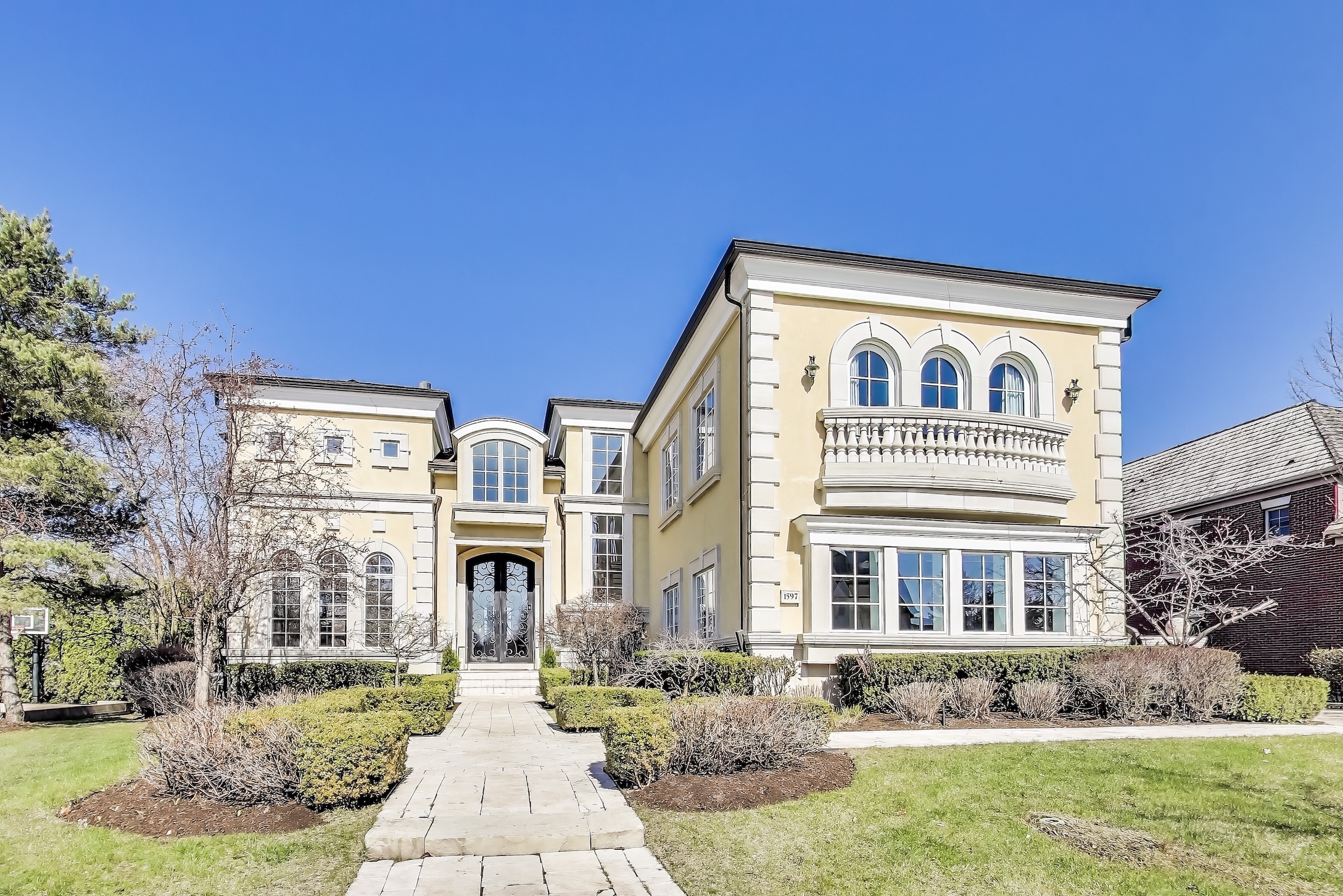 Front view of 1597 Monterey Drive Glenview Illinois