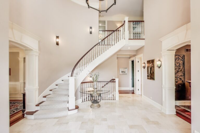 724 Becker Road Listed by Top Glenview Realtor Vittoria Logli two story foyer