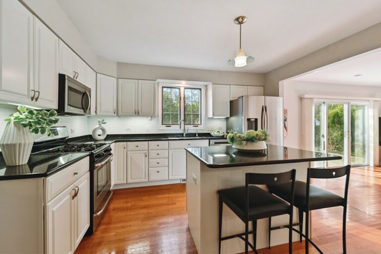 Large kitchen with island