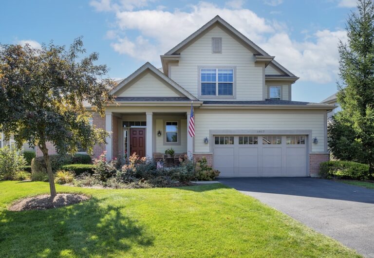 1917 Dauntless Dr, Glenview home